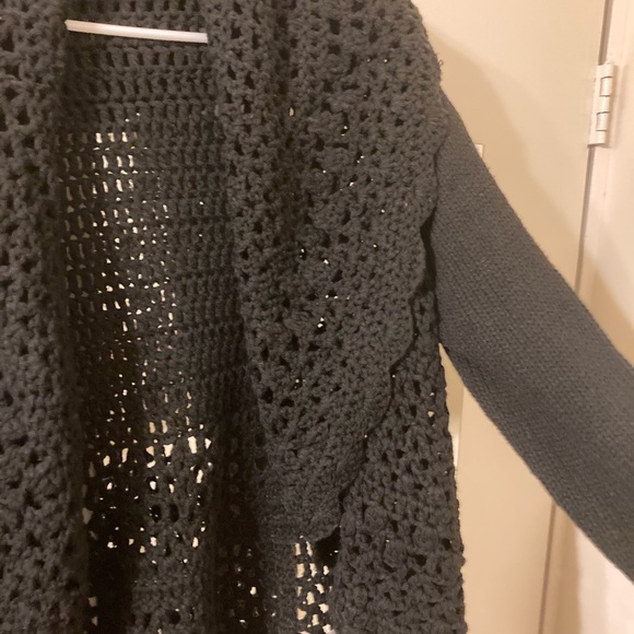 Knit sweater - Picture 2 of 2